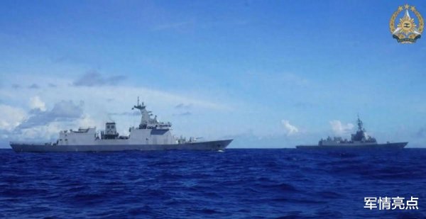 东方财富配资 菲舰闯关失败, 补给船一寸机会都没有, 最终低头按照中国规定补给
